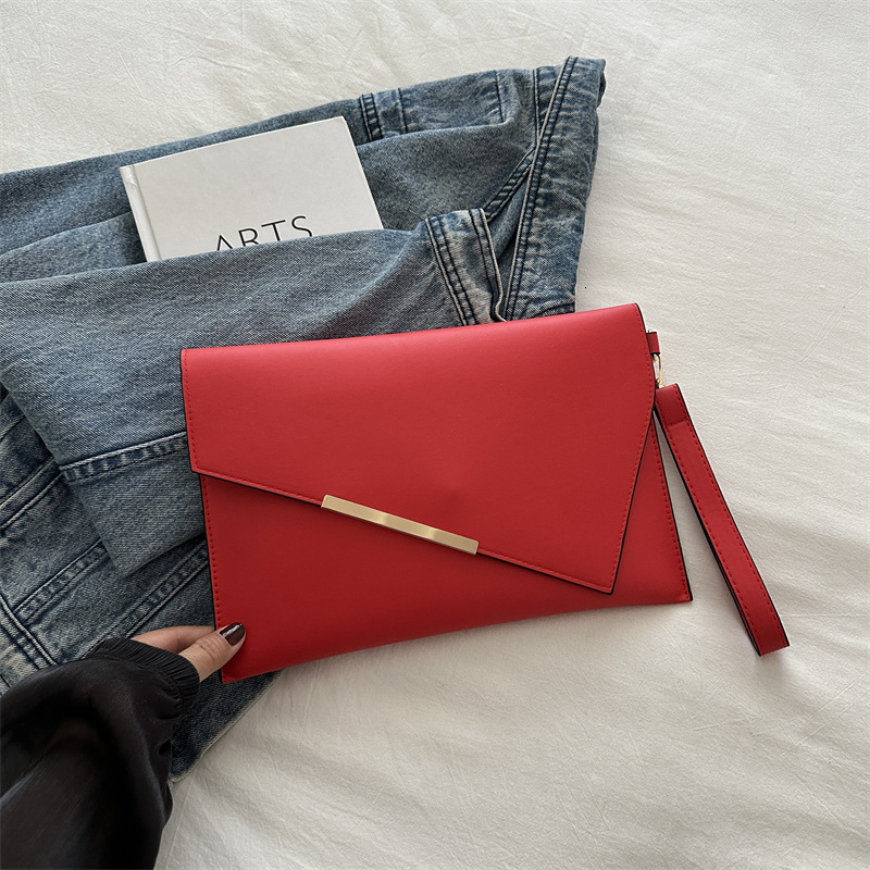 Designer Wallet Niche Design High-value Bag For Women 2024 Luxury Bag Versatile Stylish Crossbody Iron Clutch Fashion Envelope Bag Small Square Bag