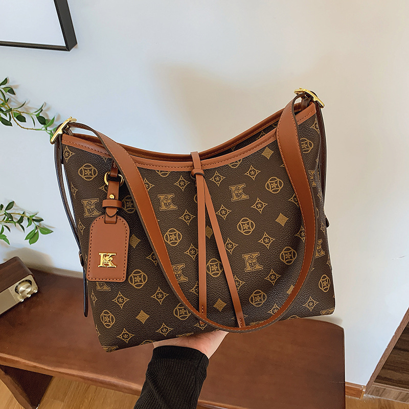 Free shipping designer High-End Color-Block Large Capacity Bag for Women 2025 New Vintage Print Tote Bag Shoulder Bag Crossbody Bag