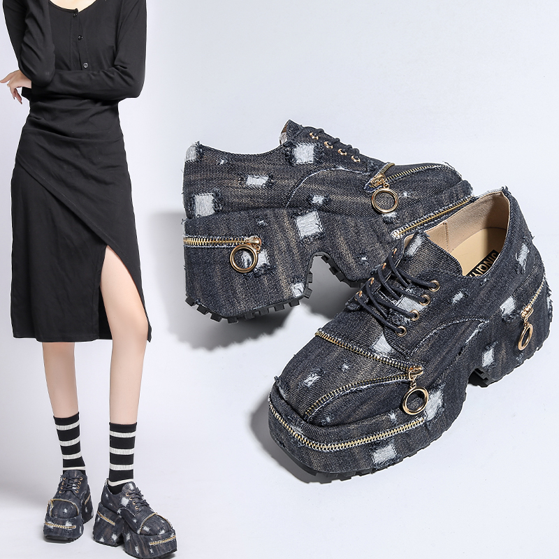 Fashion Women's Pla… - image