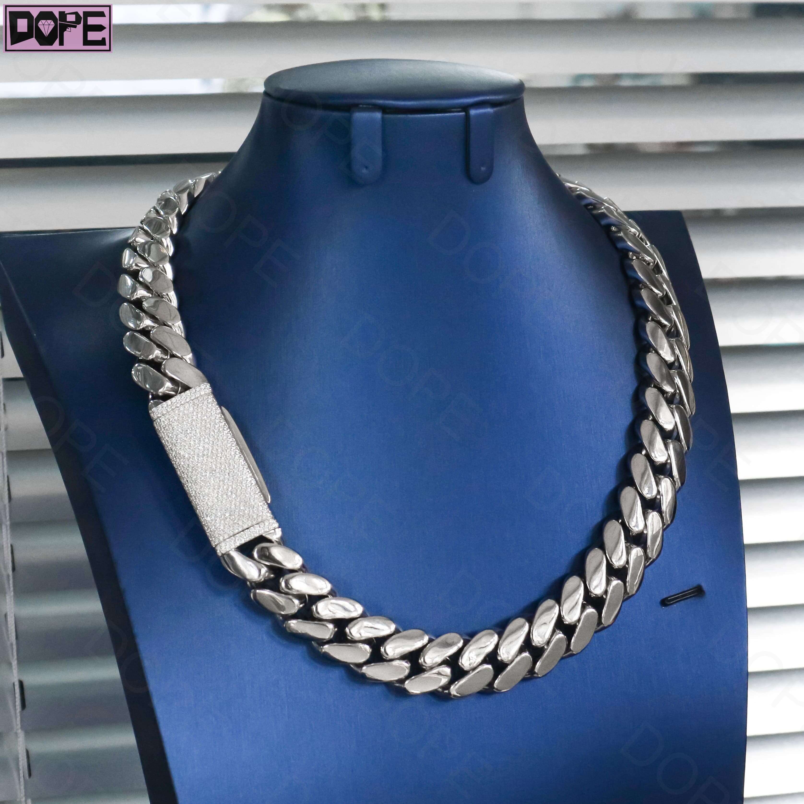 Hip Hop 10mm 12mm 18mm Cuban Link Chain Plain 925 Silver Iced Out Moissanite Clasp Miami Cuban Link