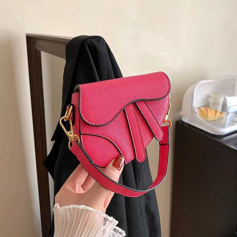 FAshion Bags Ins Niche Messenger Bag Portable Saddle Bag Shoulder Bag Accessories Handbag BM092 Z250702