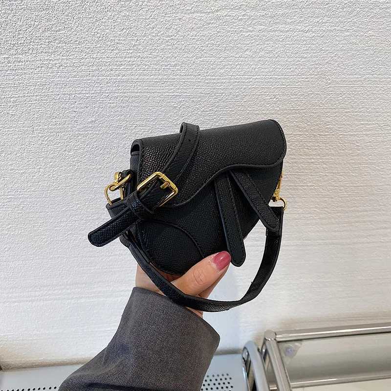 FAshion Bags Ins Niche Messenger Bag Portable Saddle Bag Shoulder Bag Accessories Handbag BM092 Z250702