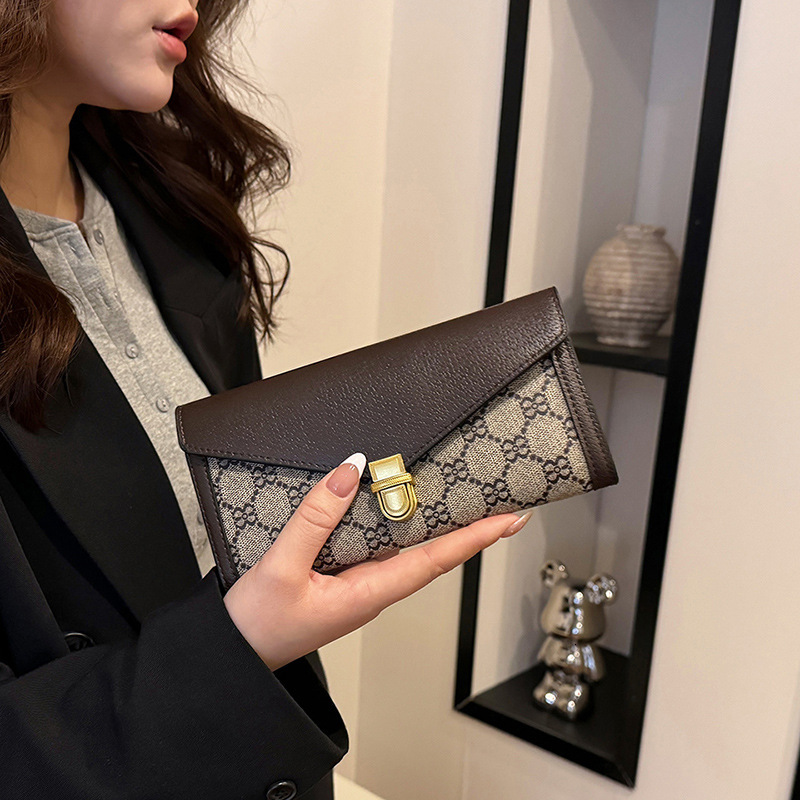 Free Shipping Designer Bag Niche Design Wallet For Women 2025 New Short Style High-end Fashion Multi-card Slot 70% Off Fold Clutch Long Wallet