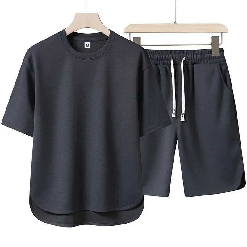 2025 Arc short-sleeved Set Quality and Fashionable mens short-sleeved casual high-neck set + shorts 2-piece set high-quality Z250703