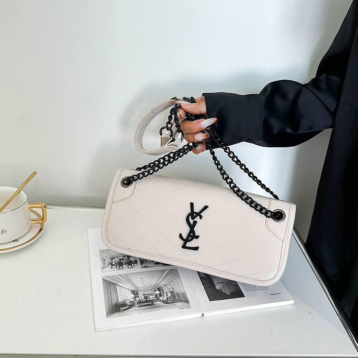 Free Shipping Designer Bag 2025 Fashion Women New Chain Tote bag trend Shoulder bag Shoulder Bag Simple Commuter Handbagslant Cross bag A++