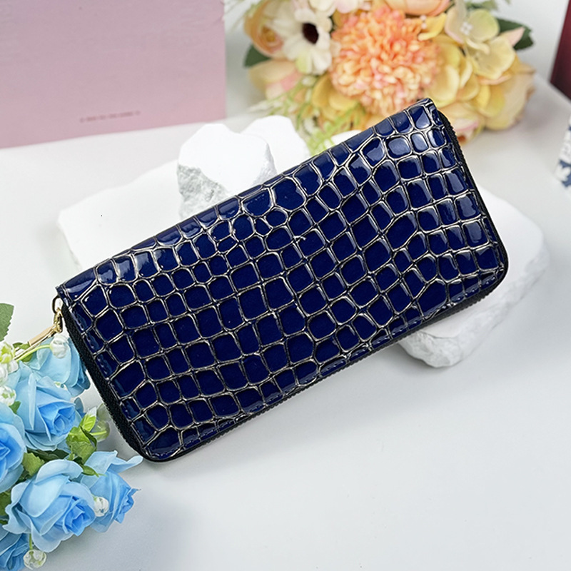 Designer Wallet Wholesale Multifunctional Fashionable Elegant Clutch Bag New Women's Wallet Long Large Capacity Luxury Bag Card Holder Money Clip