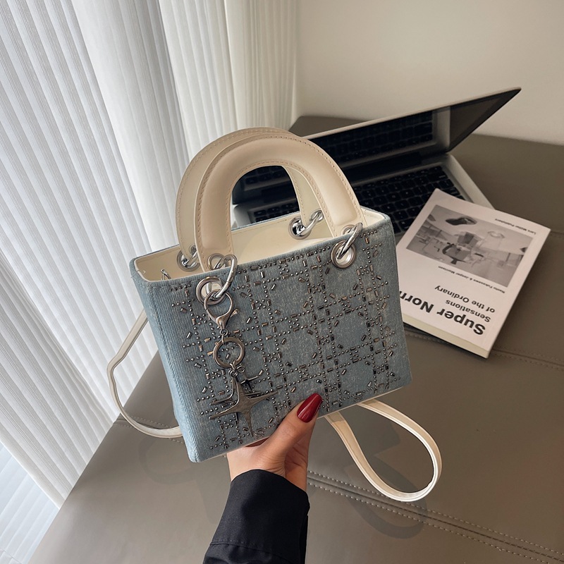Designer Bag Luxury Bag Free Shipping Designer A Niche Women S With Inlaid And Shoulder Bag A Consort The Summer New Style Grid Fashion Water Dia Whit