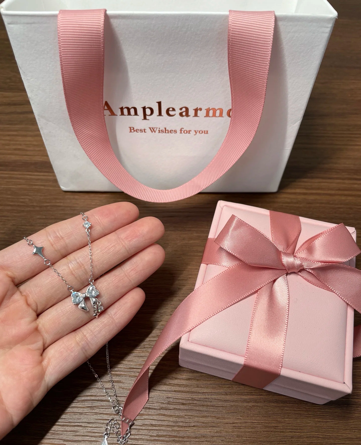 Chic Girl's Jewelry: Sparkling Star Shaped Sterling Silver Chain Pendant