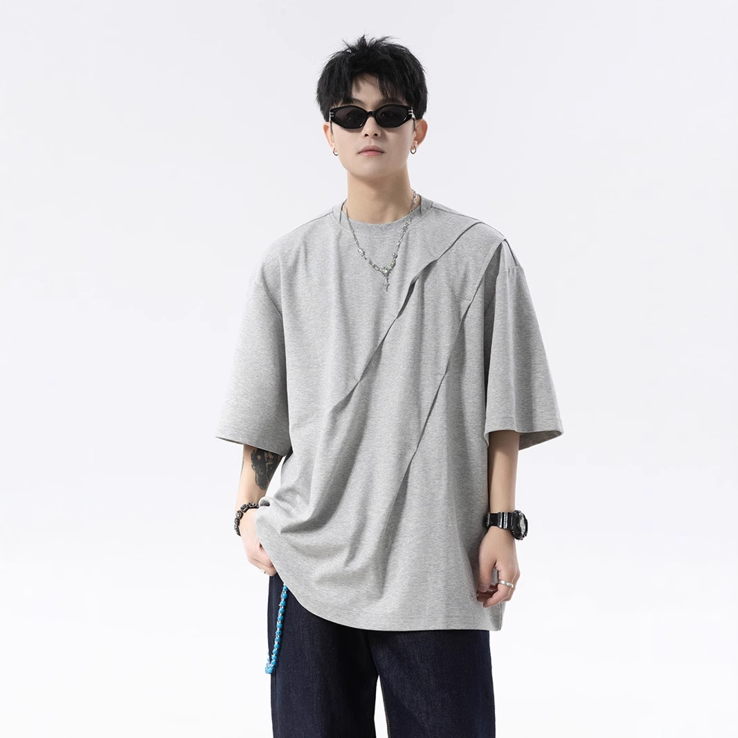Asymmetrical Pleated Design Short Sleeve T-shirt For Men Designer Short Sleeves 2025 New Trendy Brand Summer Outfit Youth Round Neck Half Sleeve Tee S