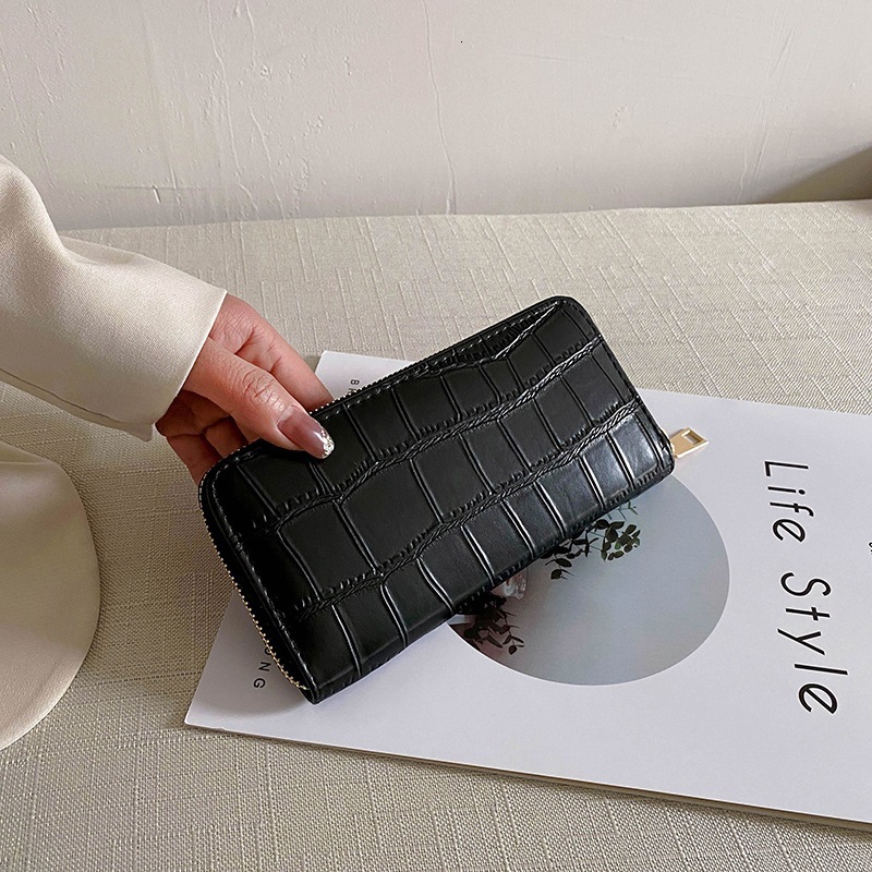 Designer Luxury Bag Wallet Women's Bag 2025 Casual New PU Leather Embossed Pattern Clutch Medium Long Multi-card Slot Ladies Wallet
