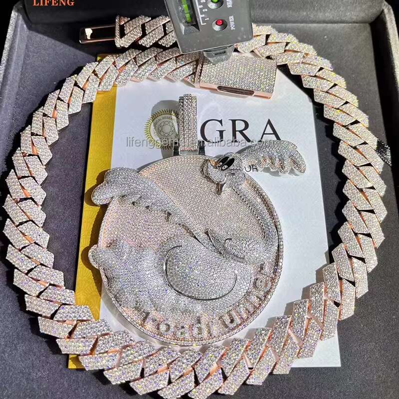 Custom Circle Rose Gold VVS Moissanite Diamond Pendant Cartoon Rord Runner Iced Out Pendant Moissanite Jewelry Men