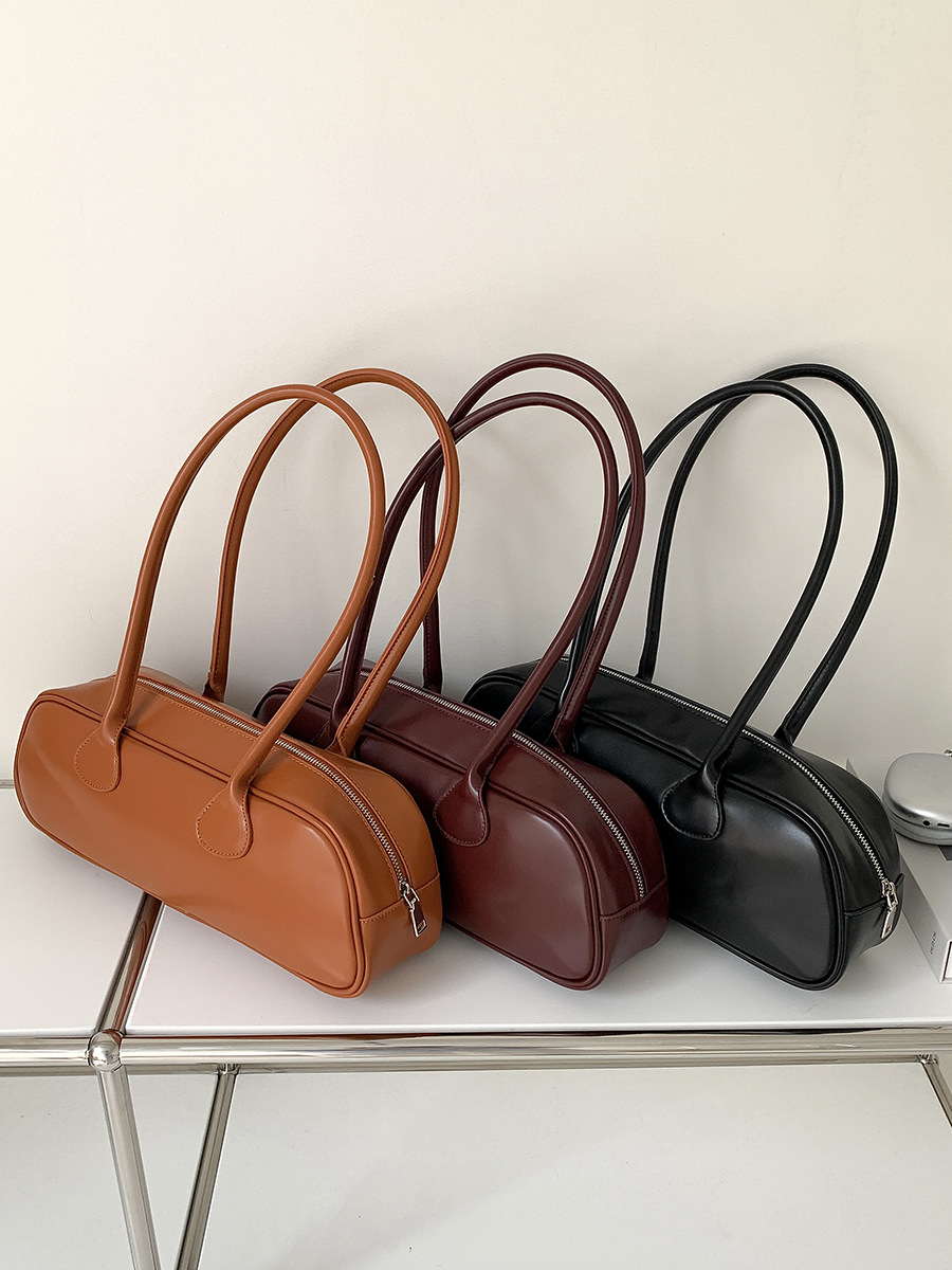 Simple autumn versatile shoulder bag for women with high-end feel large capacity commuting armpit bag