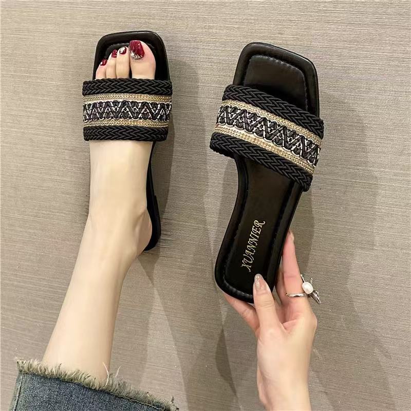 Sandals Summer Weave Flats Slippers Women Beach Dress Shoes 2024 New Designer Flip Flops Casual Shoes Walking Slides