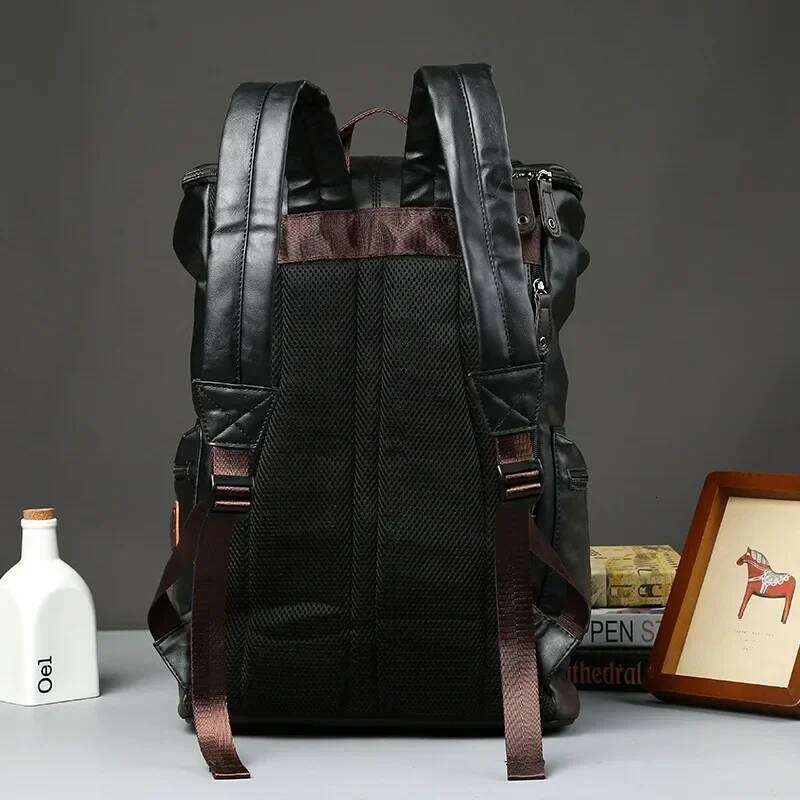 Quality Men's BackpackNew Fashion Leather Backpack Men Travel High Capacity Schoolbag Laptop Double Shoulder Bag