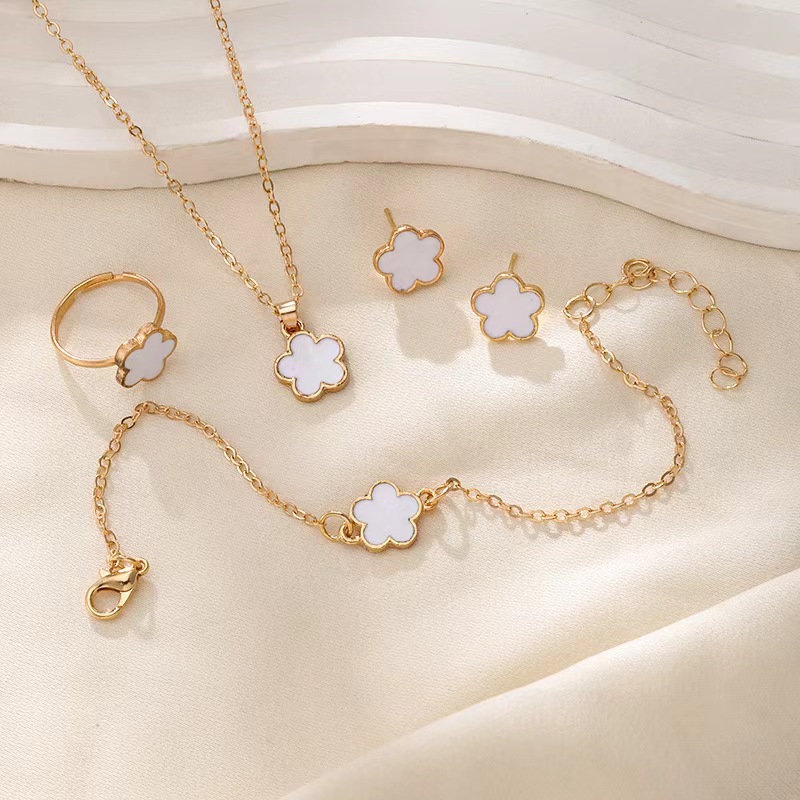Five-Leaved Designs Jewelry Set For Women Simple Petal Necklace, Bracelet, Ring And EarStud 4-Piece Set