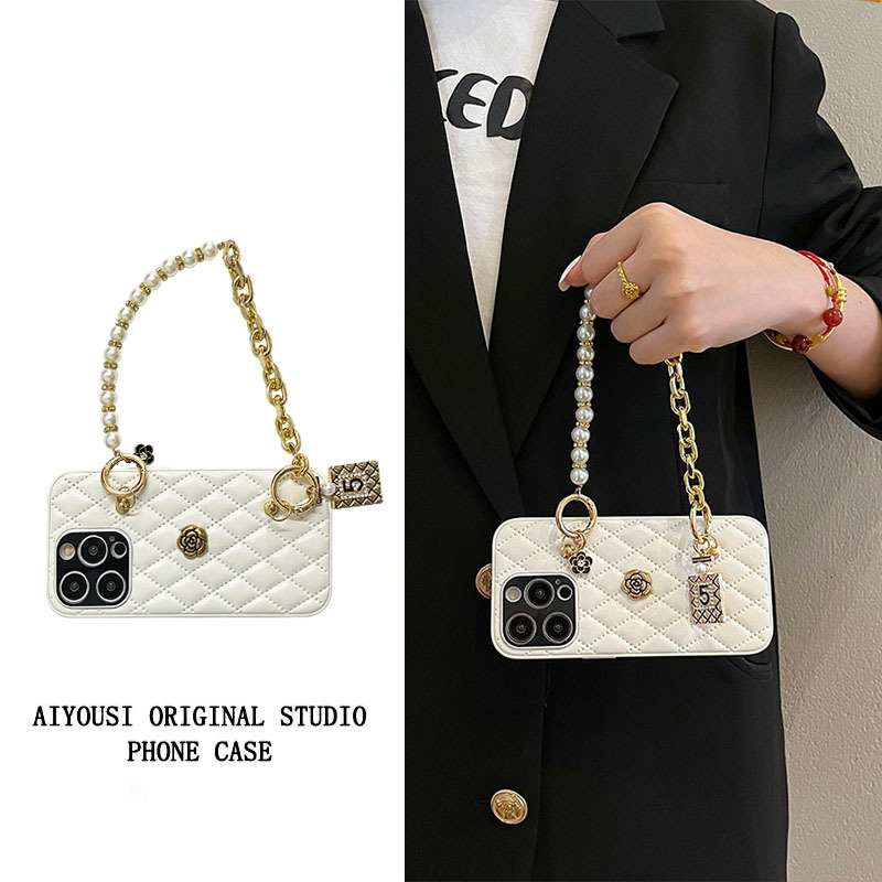 Fashion Phone Case For iPhone 16 15 14 13 12 11 3D Camellia Cover With Chain For iPhone 16 Pro Max 250703