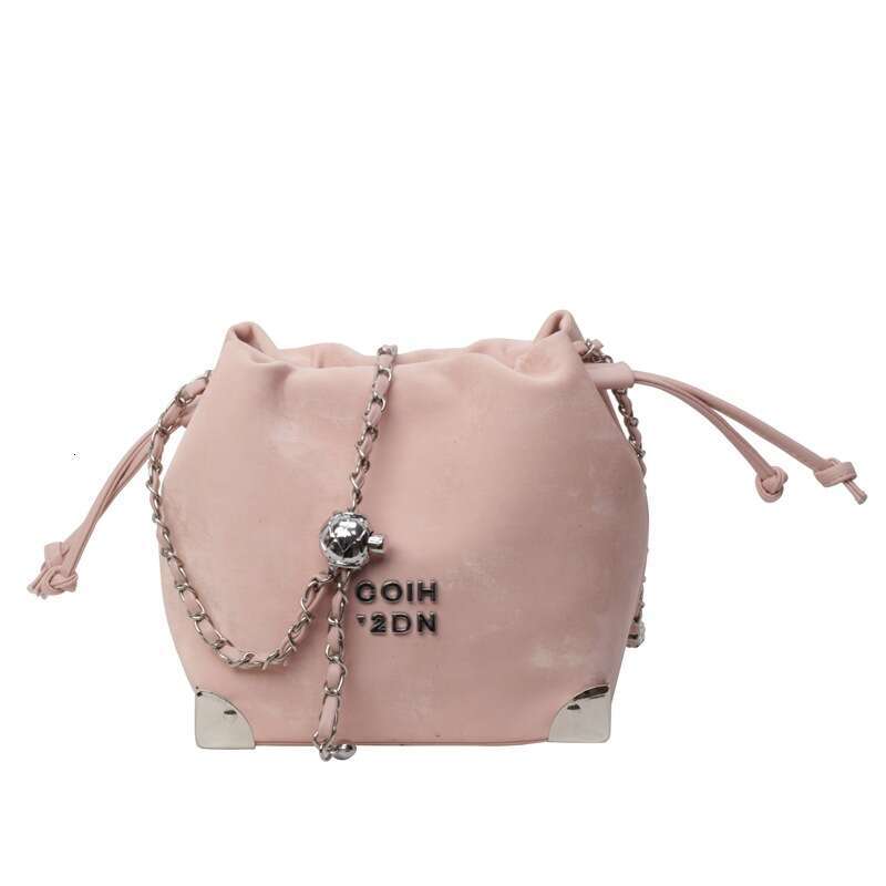 Autumn Winter Niche Versatile Drawstring Bucket For Women 2024 New Fashion Chain Simple Shoulder Crossbody Bag