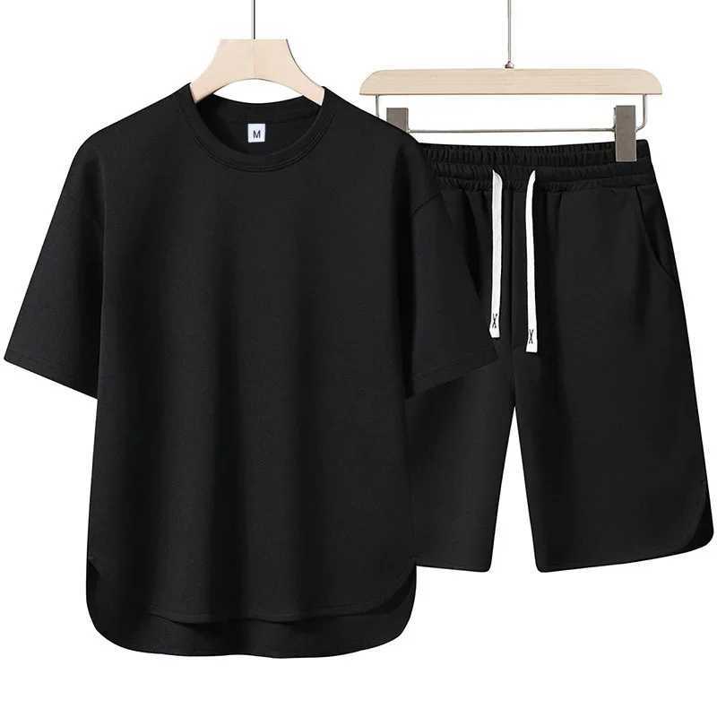 2025 Arc short-sleeved Set Quality and Fashionable mens short-sleeved casual high-neck set + shorts 2-piece set high-quality Z250703
