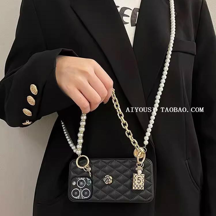 Fashion Phone Case For iPhone 16 15 14 13 12 11 3D Camellia Cover With Chain For iPhone 16 Pro Max 250703