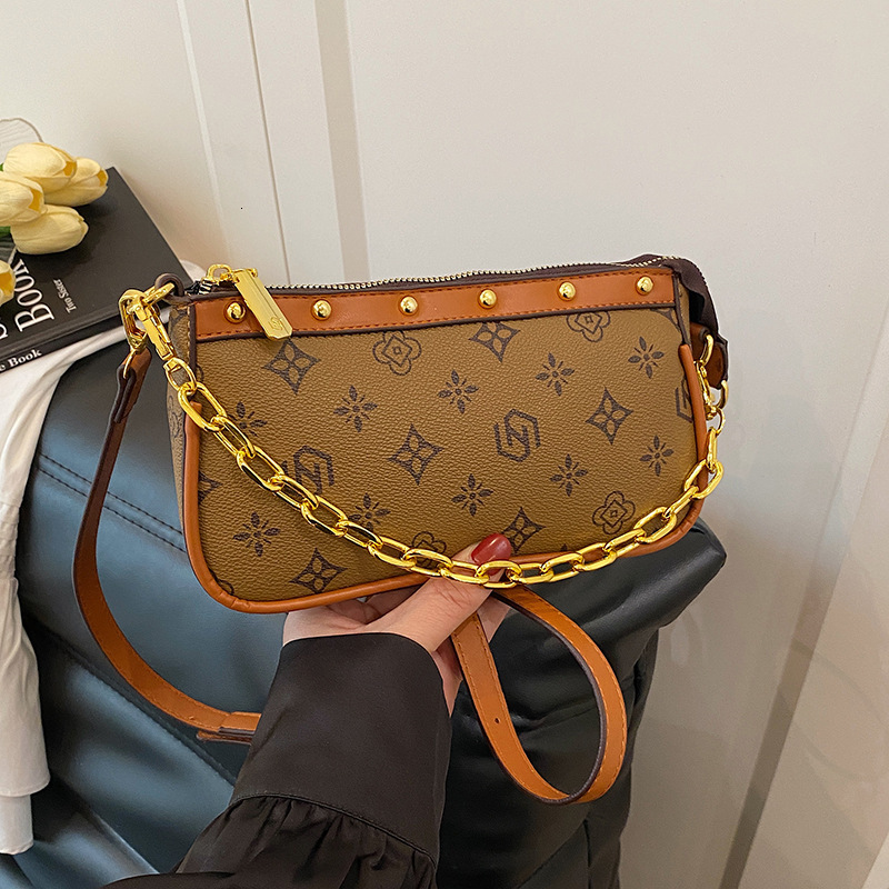 Free shipping designer High-End Bag for Women 2025 New Vintage Small Square Bag Versatile Casual Chain Shoulder Bag Crossbody Bag for Women
