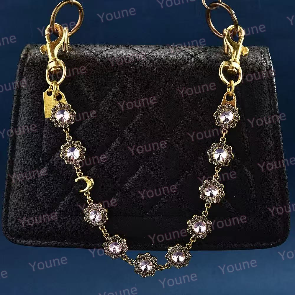 s designer lanyards Co ch Elliptical carved water dia buckle keychain for men women key chain charm bag keyring fashion Bag Parts Accessories