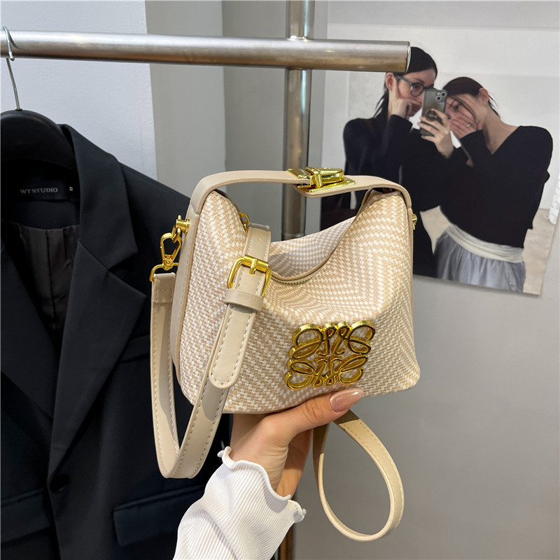 Elegant Simple Versatile Women's Bag-Solid Color Buckle Closure Shoulder Crossbody Handheld Purse