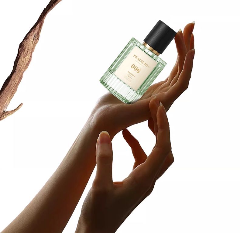 Men's and Women's Perfume Premium Woody Long-lasting Fragrance Light Fragrance