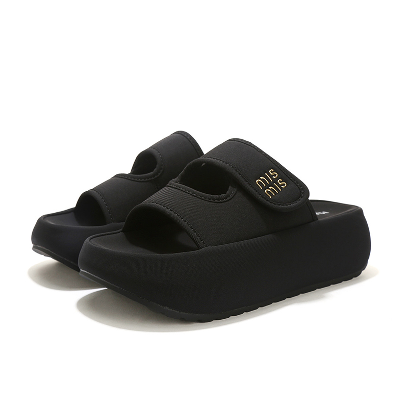 Mulinsen 2025 new thick-soled slippers for women to wear as outdoor shoes in summer with a sense of stepping on shit Velcro beach sandals