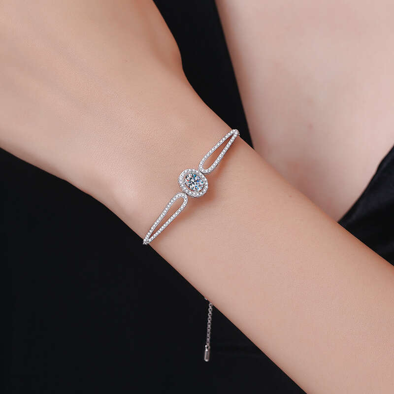 S925terling S925ier Pigeon Egg High-end AdjuS925table 1 caratS925 MoiS925S925anite Bracelet for Women dbf