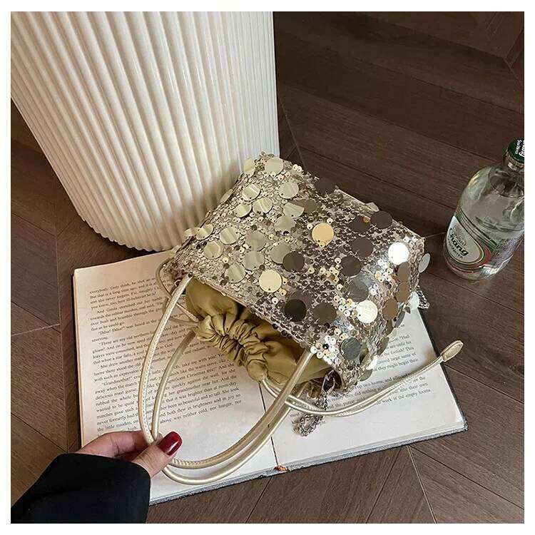 New Korean Version Instagram Sequin Dinner Fashionable Bucket Niche Design Single Shoulder Crossbody Bag For Women
