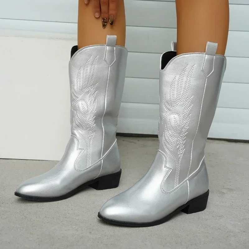 Women Fashion Slip on Knight Boots Ladies Autumn Winter Thick Sole Knight Boots Pointed Toe Square Heel Embroidered Cowboy Boots Z250704