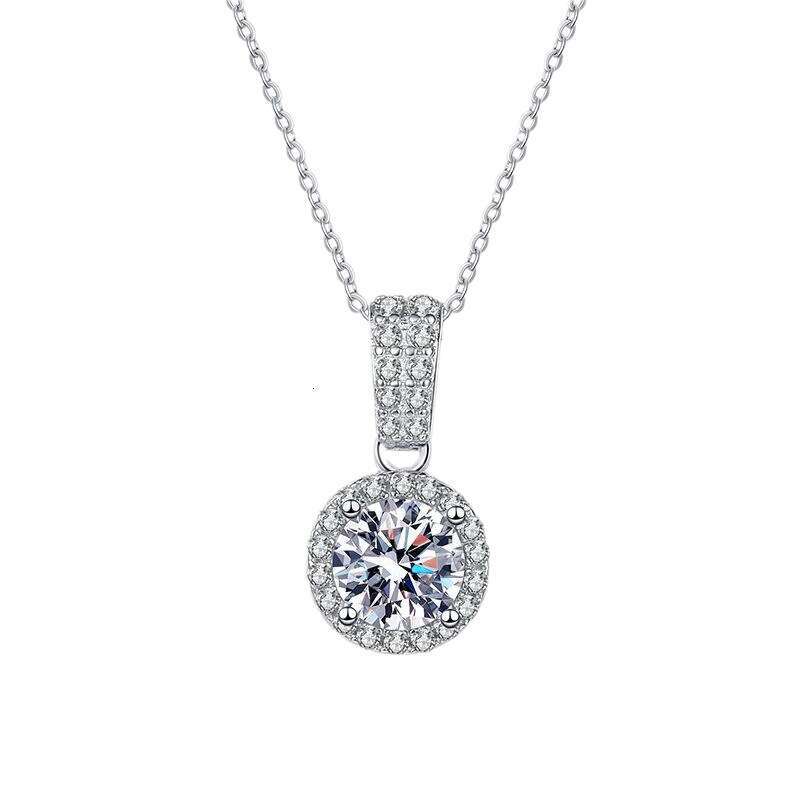 S925 Pure S925ier ClaS925S925ic Round Bag 1 caratS925 Pendant Plated PT950 D Color MoiS925S925anite Necklace 9e7