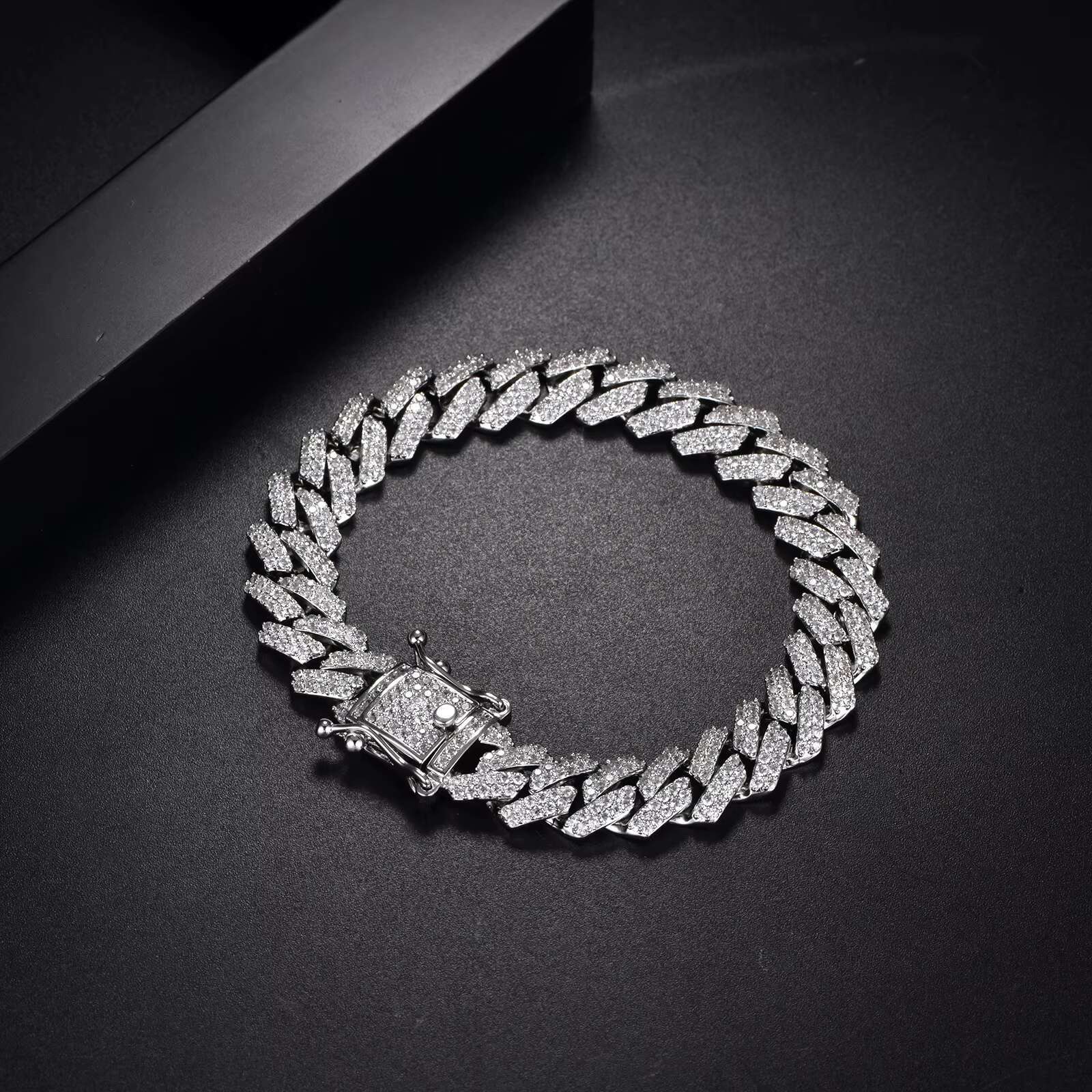 Street Hip-Hop Personality Trend Diamond Inlaid Natural Zircon Cuban Tennis Bracelet