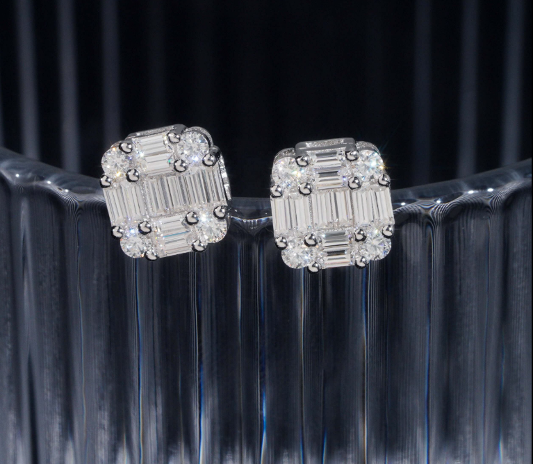 New Arrival Hip Hop Design Baguette Diamond VVS Iced Out Moissanite Stud Earrings for Men