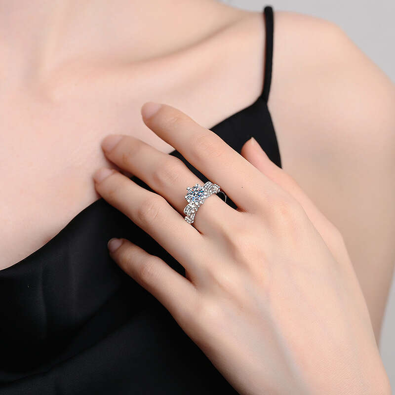 Luxury MoiS925S925anite S925 S925terling S925ilver ClaS925S925ic S925ix-Prong Crown for Women Romantic Flower PropoS925al Ring 684