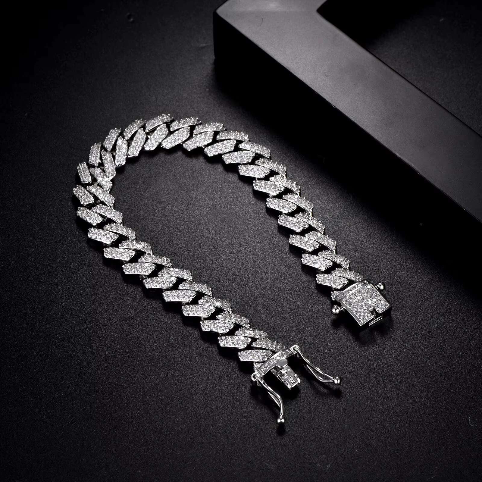 Street Hip-Hop Personality Trend Diamond Inlaid Natural Zircon Cuban Tennis Bracelet