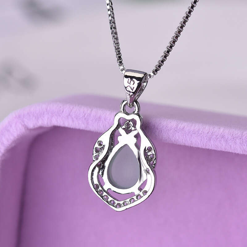 Jade for Women Light Green Chrysoprase Pendant Water Drop Pear Shape New Sier Plated Necklace Full Dia Zirconia Clavicle Chain 234