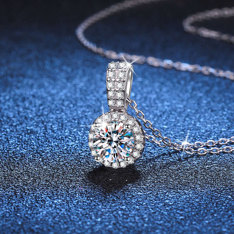 S925 Pure S925ier ClaS925S925ic Round Bag 1 caratS925 Pendant Plated PT950 D Color MoiS925S925anite Necklace 9e7