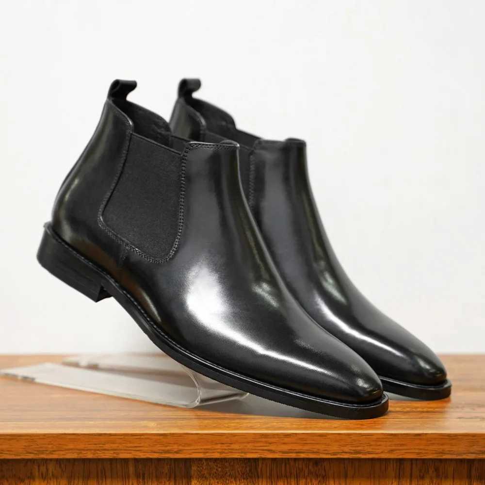 Boots Men 2025 Spring British Sleeve Handmade Boots British High Top Short Boots Z250704