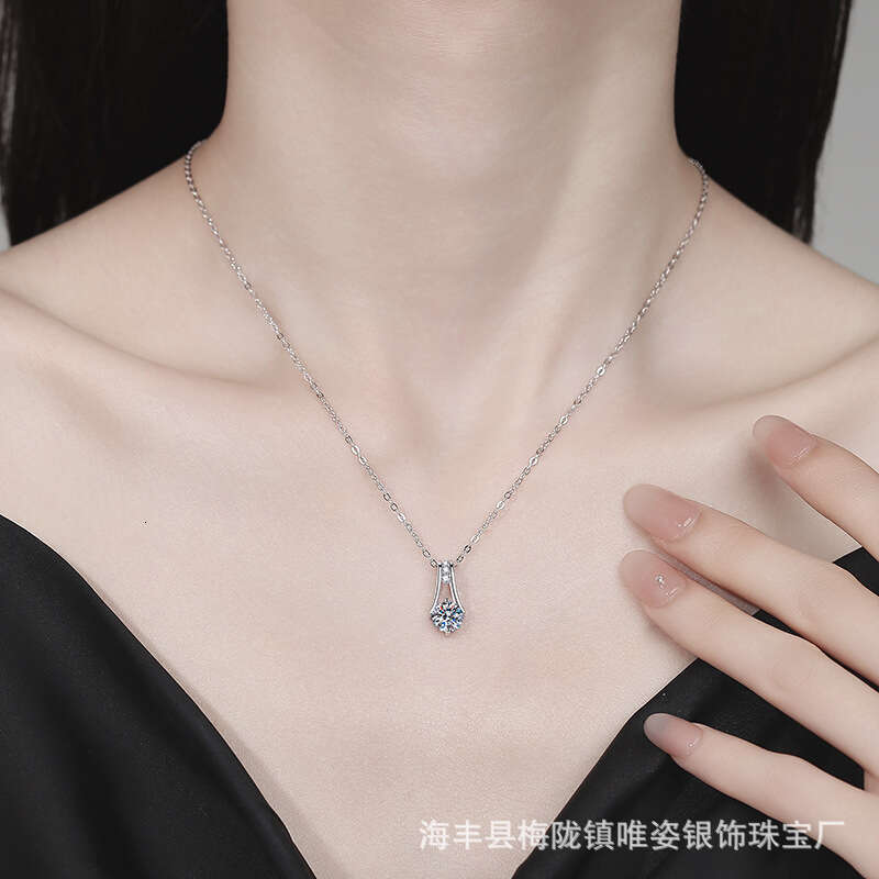 Hot S925ale S925 S925terling S925ier Pendant S925imple Light MoiS925S925anite Necklace for Women 996