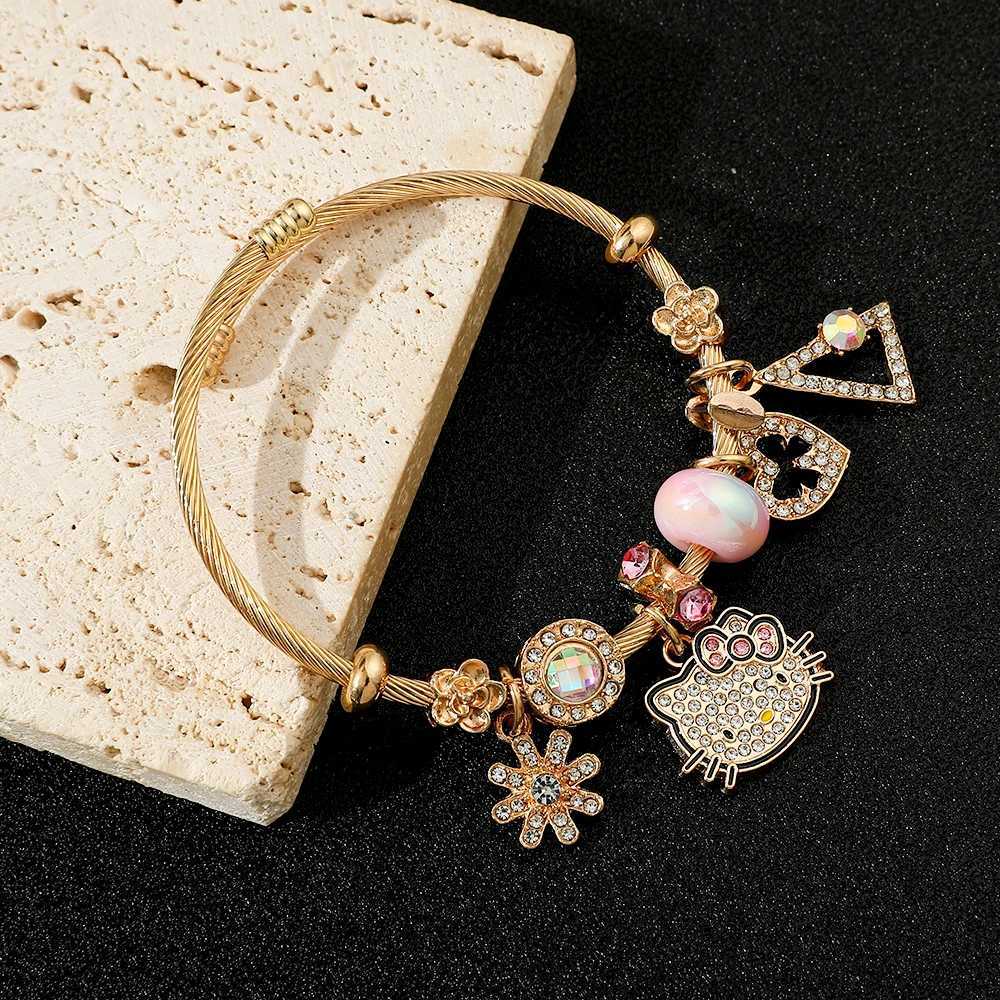 Sanrio Anime Cartoon Hello Kitty Bracelet Fashion DIY Pendant Inlaid Moissanite Accessories Popular KT Cat Heart Pendant Bracelet w250716