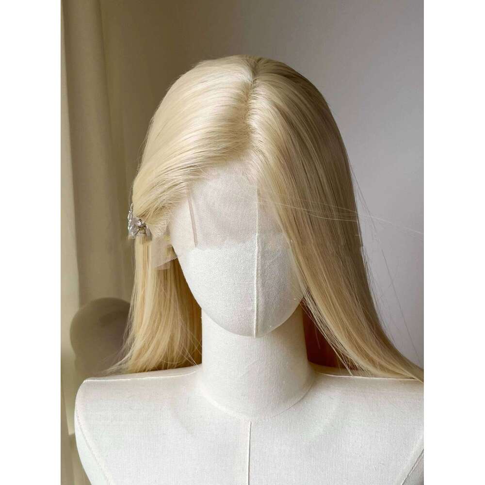 Light Gold 13 * 4 Hand Hook Front Lace Headset, High Temperature Spinning, Long Straight Simulation Hair Wig