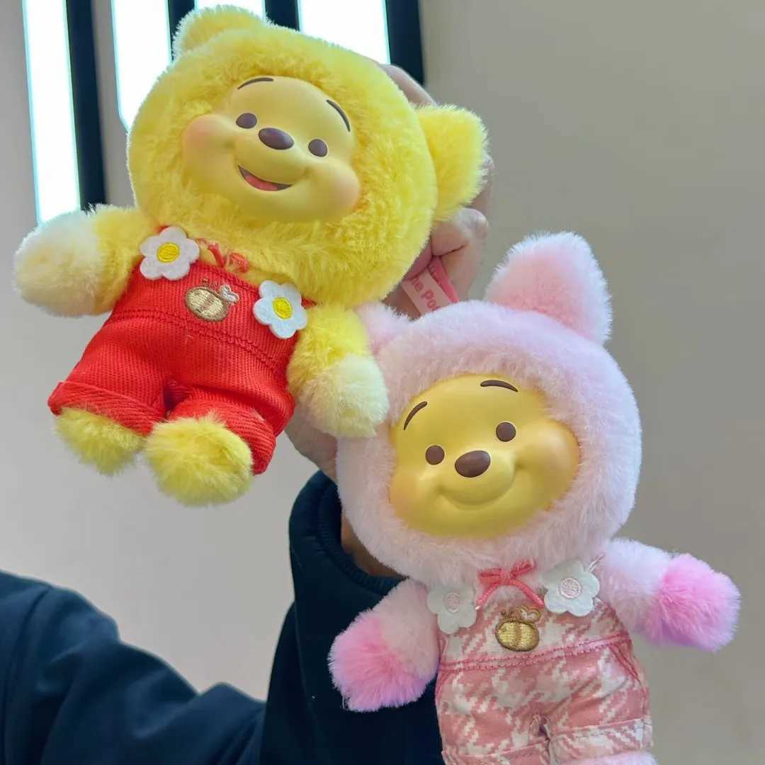 Disney 2025New Genuine Disney Blind Box Winnie The Pooh Series Vinyl Face Pendant Pupu Bear Doll Fashion Trend Toy Kids Customized Gift Z250703