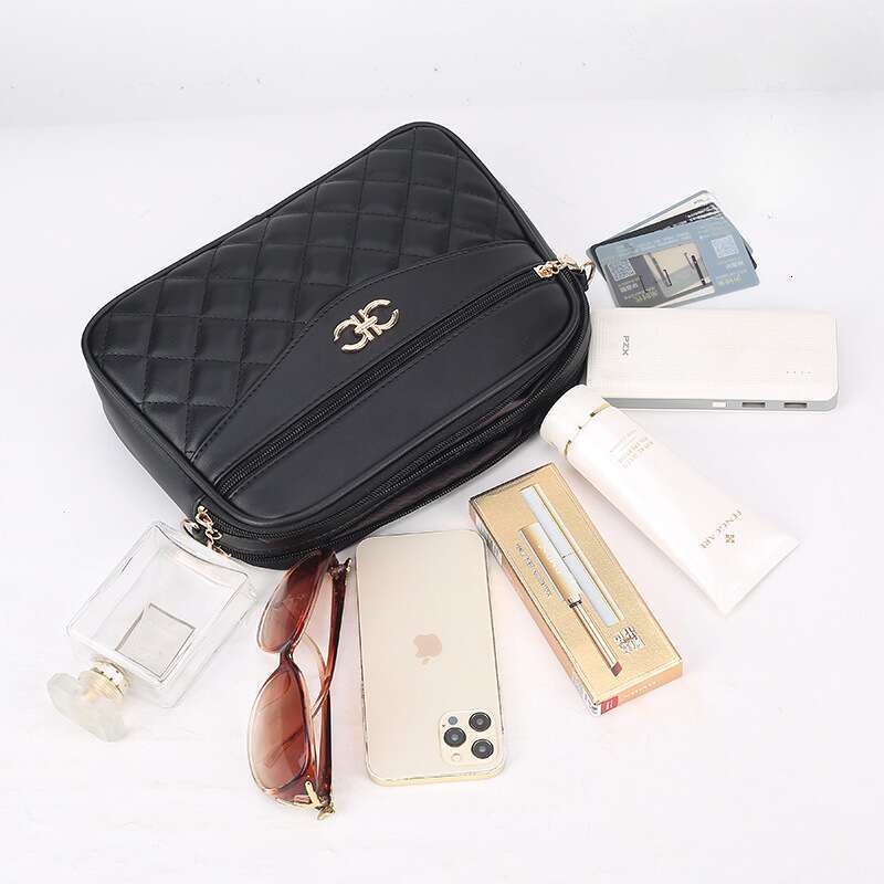 2025 New Large Capacity Middle-aged Women's Fashion PU Quilted Crossbody Shoulder Versatile Camera Small Square Bag