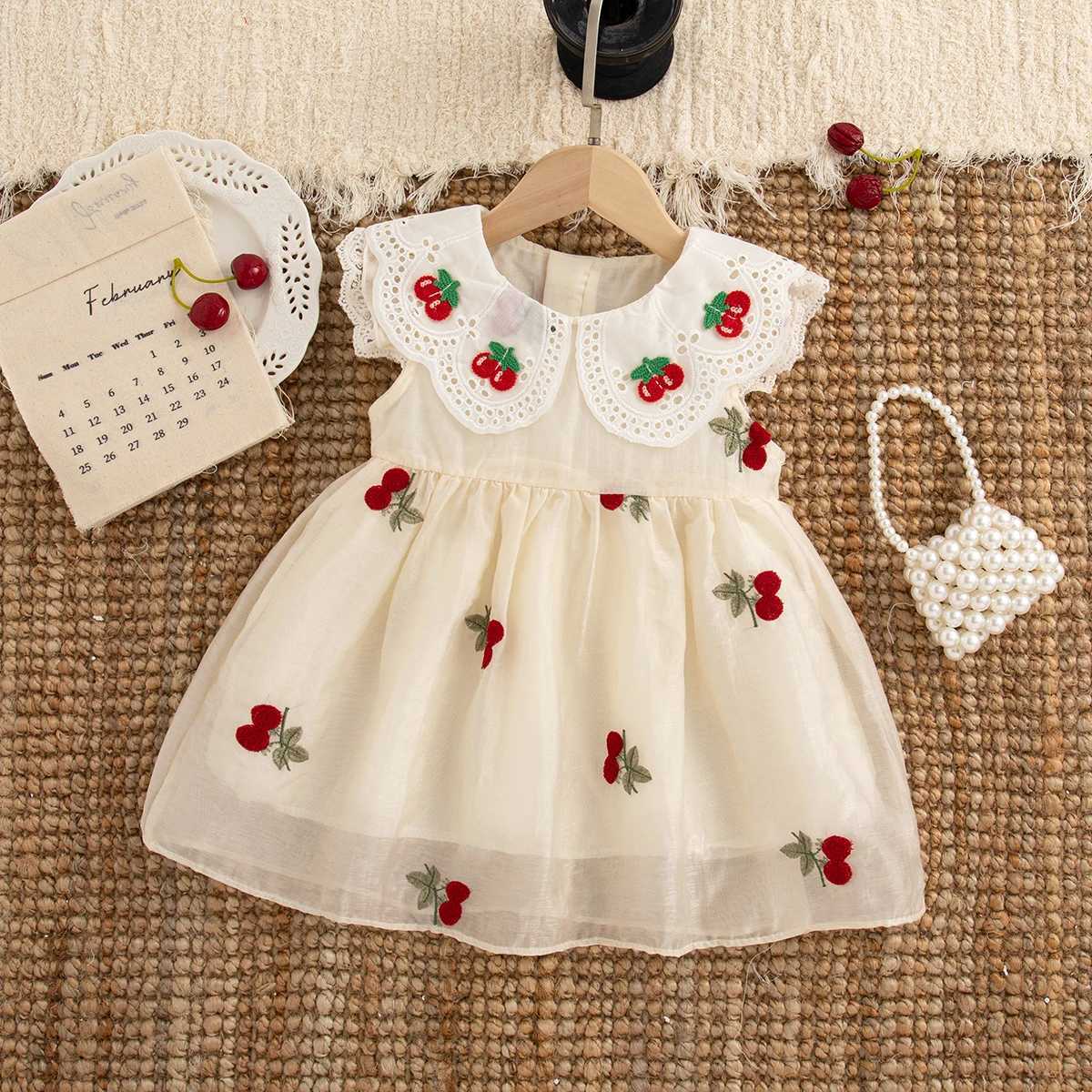 Summer New Red ry Baby Girl Princess Dress Korean Sle Childrens Clothing Suitable for Babies Aged 9 Months to 4 Years R250704