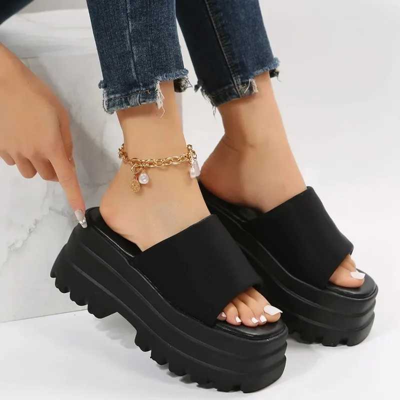 Women Slippers Flip-Flops Ladies Summer Fashion Wedge Heels Shoes Women High Platform Slippers Outdoor Sandals Plus Size 35-43 W250704