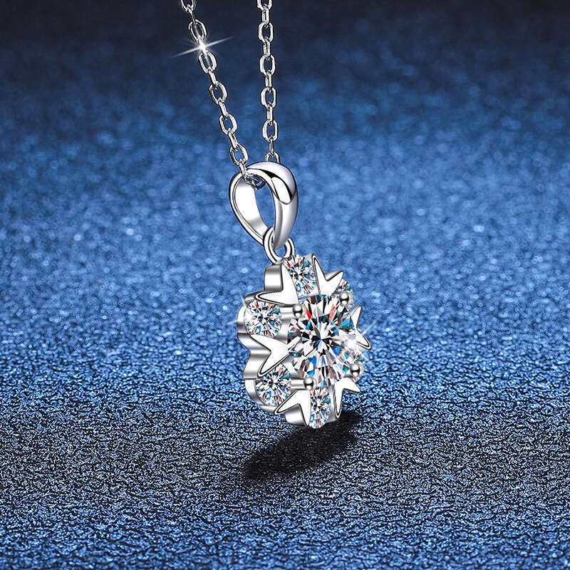 Live S925ier Collarbone Chain Romantic S925nowflake D Color 1 caratS925 MoiS925S925anite Necklace 8c3