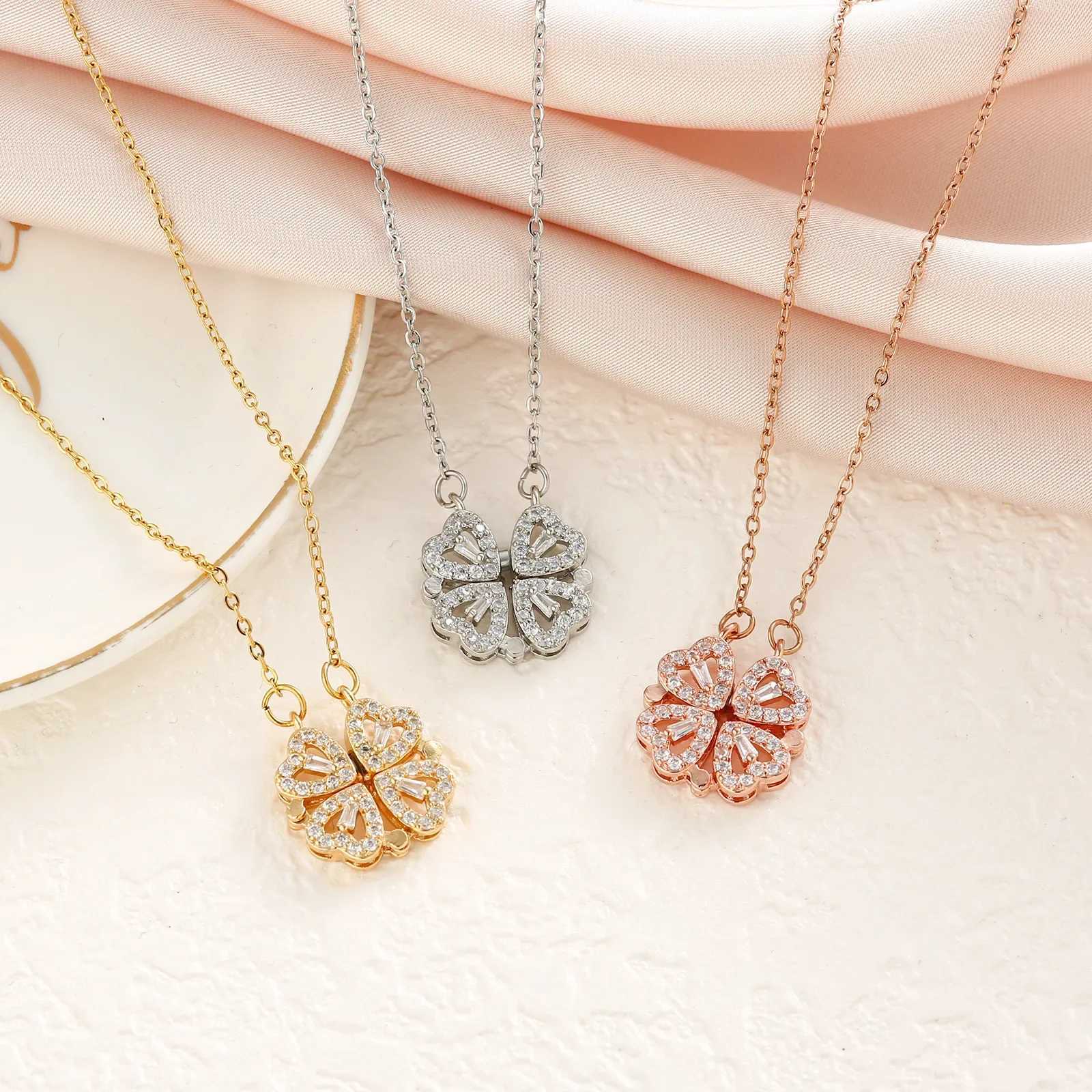 Love Magnetic Pendant Necklace Ladies Clover Necklace Heart Shaped Heart Necklace Lucky 4 In 1 Love Pendant Jewelry Gift Y250704