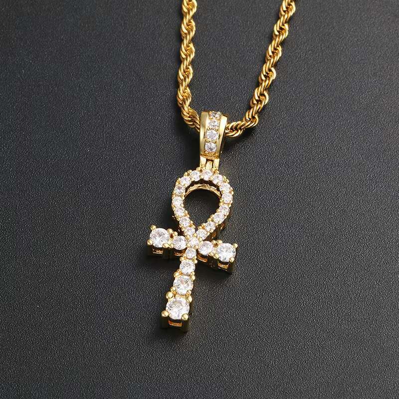 Hot Sale Fashion Iced Out Moissanite/Zircon Cross Pendant for Necklaces