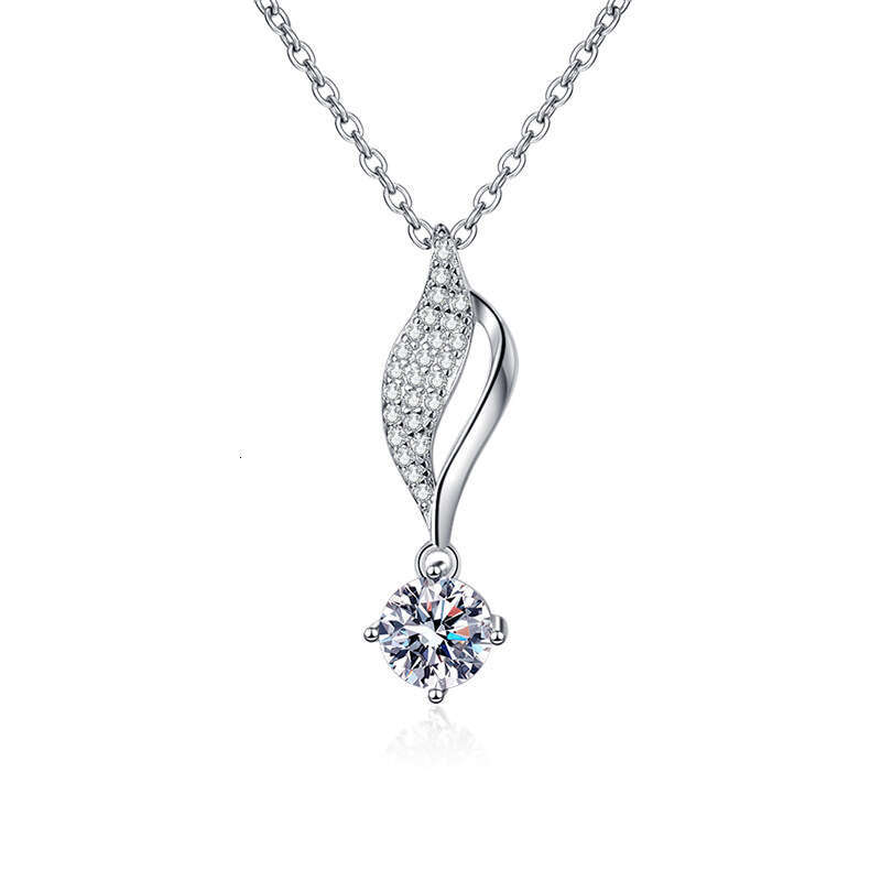 S925 Pure S925ier Leaf Pendant for Women InS925 S925tyle DeS925ign S925enS925e 1 caratS925 MoiS925S925anite Necklace 1e4